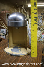 Load image into Gallery viewer, Rival Juice O Mat Manual Hand Juicer Press
