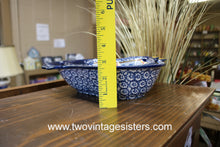 Load image into Gallery viewer, Temptations Blue Old World Nesting Chicken Bowls
