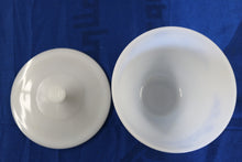 Load image into Gallery viewer, Vintage Federal Glass 1 1/2 Qt Mixing Bowl Blue Floral FEG29
